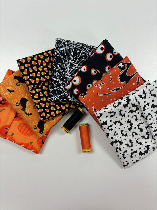 Halloween Fat Quarter Bundle